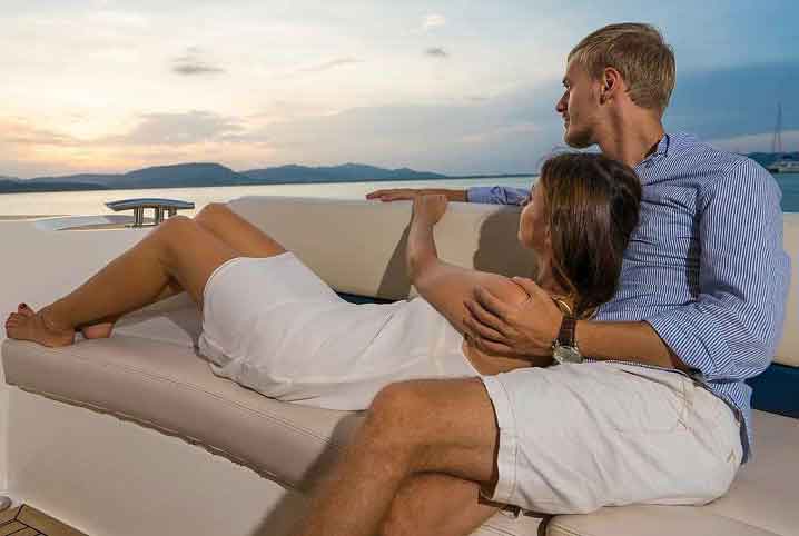 Why Are Relationships Between Younger Women and Older Men So Popular?